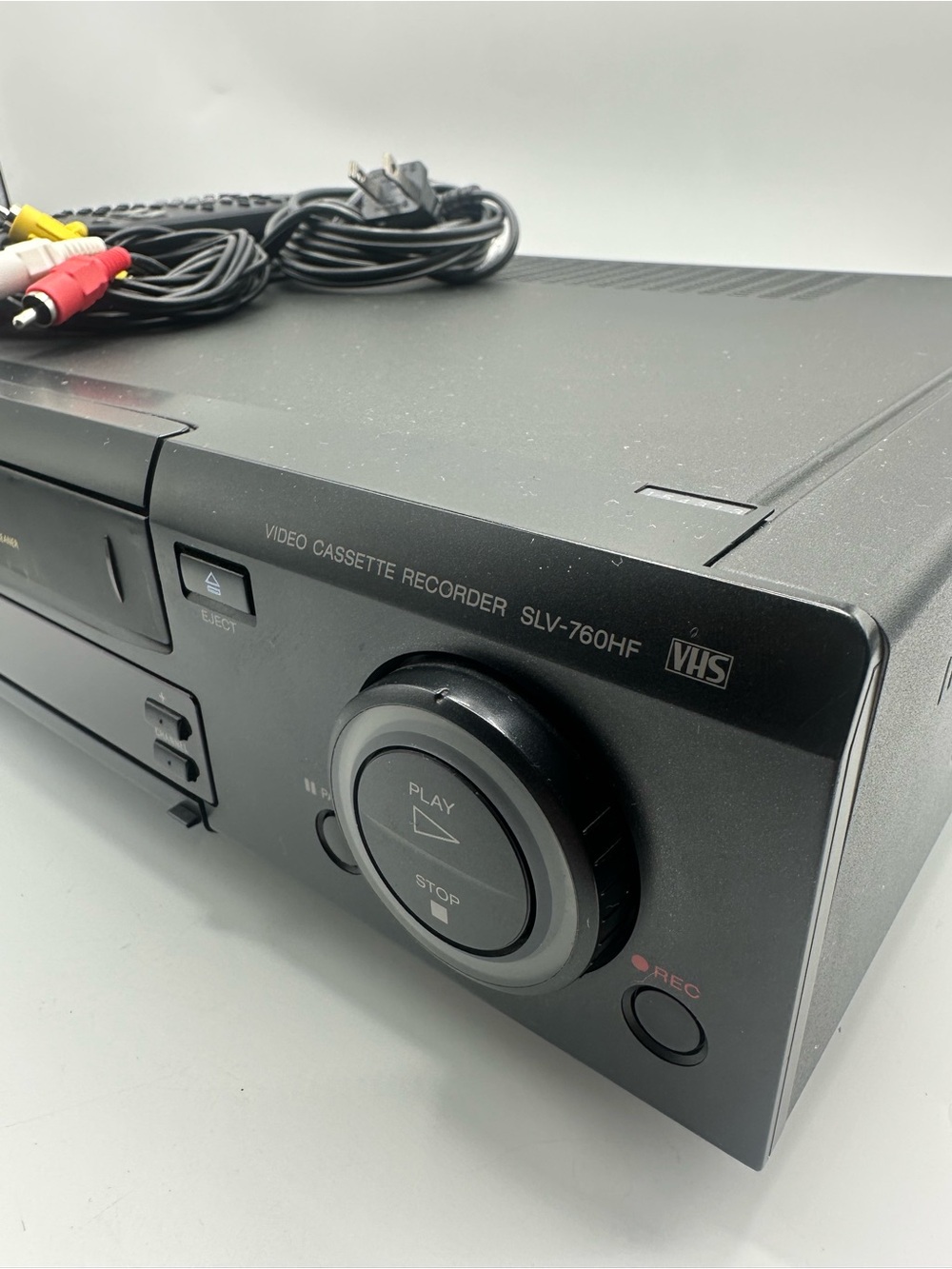 Sony SLV-760HF Hi-Fi VHS VCR 4-Head w/ Remote & RCA Cables Tested Works
